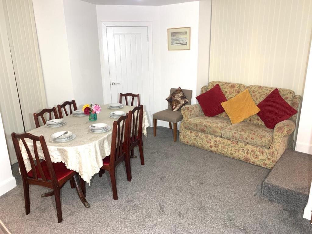 Edinburgh Ocean Inn Екстериор снимка